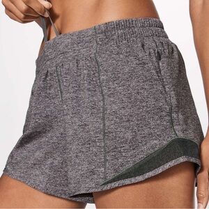 Lululemon Hotty Hot Low-Rise Shorts 4”